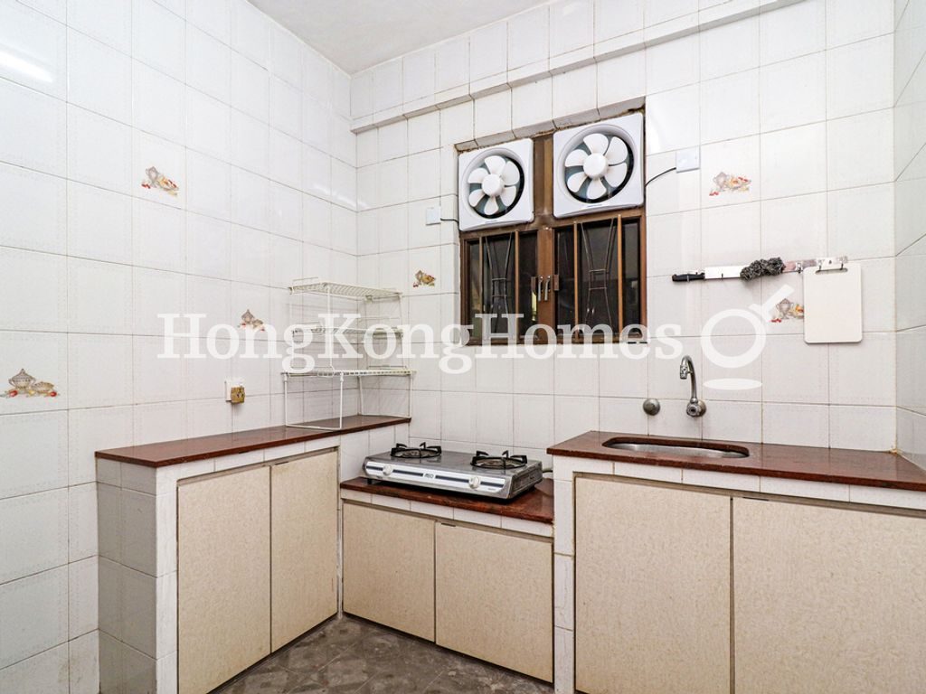 廚房 — 新都城大廈 02期 (Flat 24-29)，北角