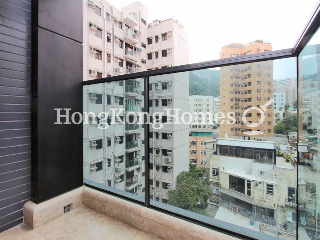 Balcony off the Studio — 晞品，跑馬地