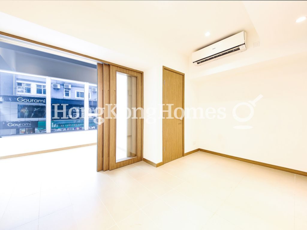 Living and Dining Room — Takan Lodge, Wan Chai