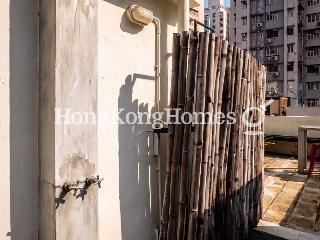 Private Roof Terrace — 伊利近街 7-13 號，中環
