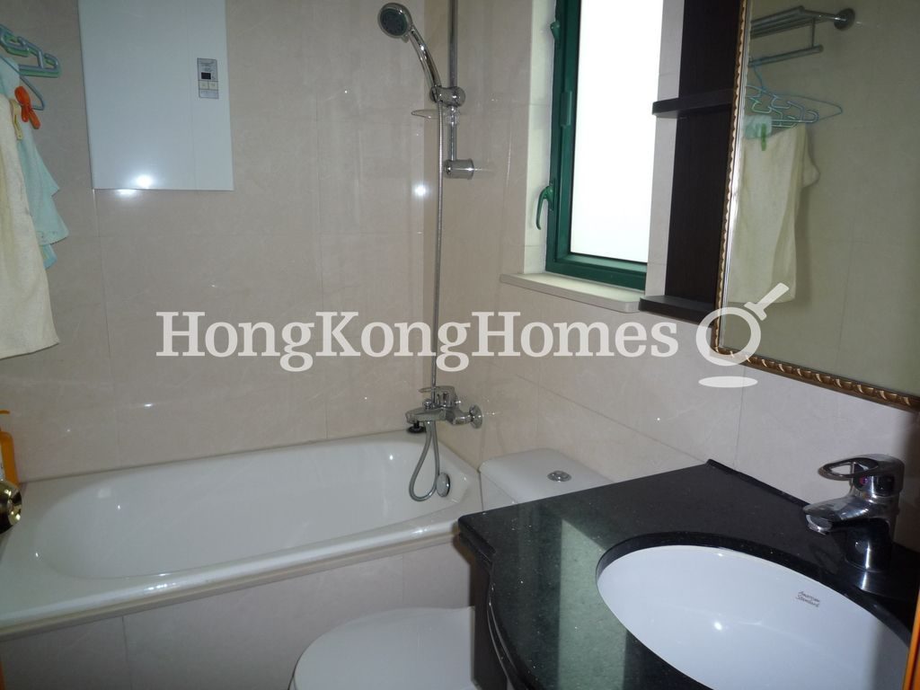 Guest Bathroom — Medal Court, Sheung Wan