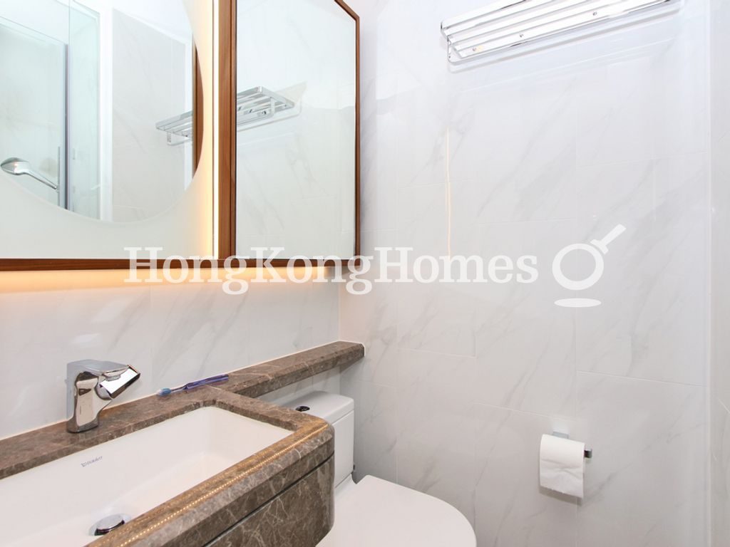 Guest Bathroom — Novum West - Tower 2, Western / Kennedy Town