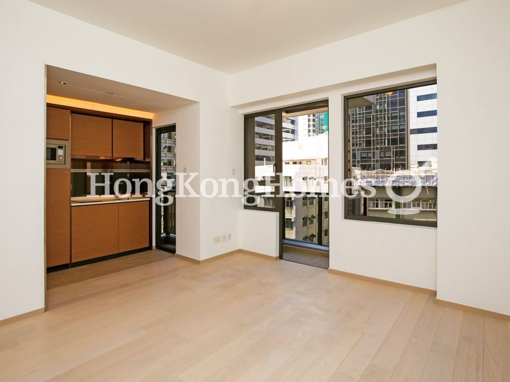 Studio — L'Wanchai, Wan Chai
