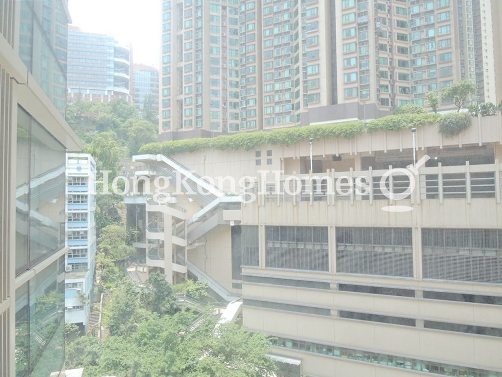 View from Open Kitchen — Eight South Lane，西環堅尼地城