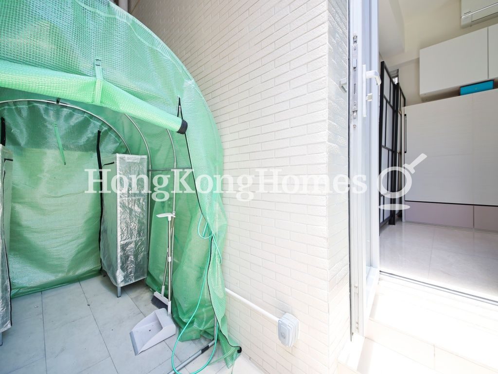 Private Terrace — 63 Pokfulam - Tower 01 (Amber House)，西營盤