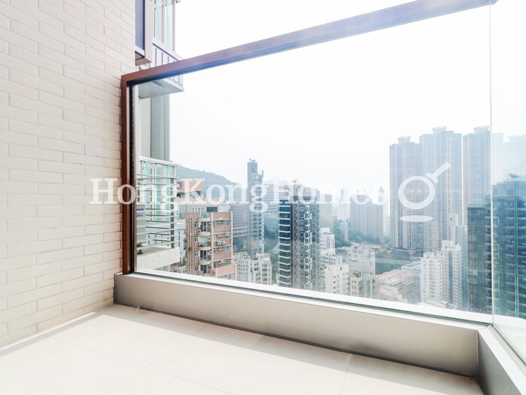 Balcony off Living and Dining Room — 63 Pokfulam - Tower 02 (Emerald House)，西營盤