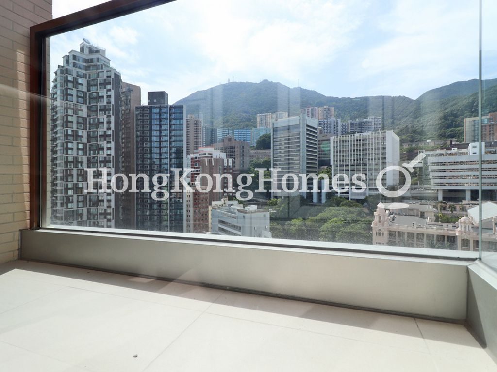 Balcony off Living and Dining Room — 63 Pokfulam - Tower 02 (Emerald House)，西營盤