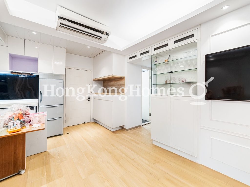 Living and Dining Room — All Fit Garden, Mid-levels West