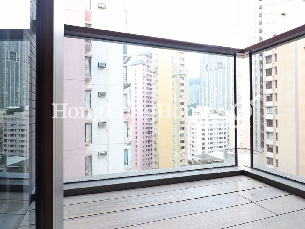 Balcony off Living and Dining Room — 半山捌號，西半山
