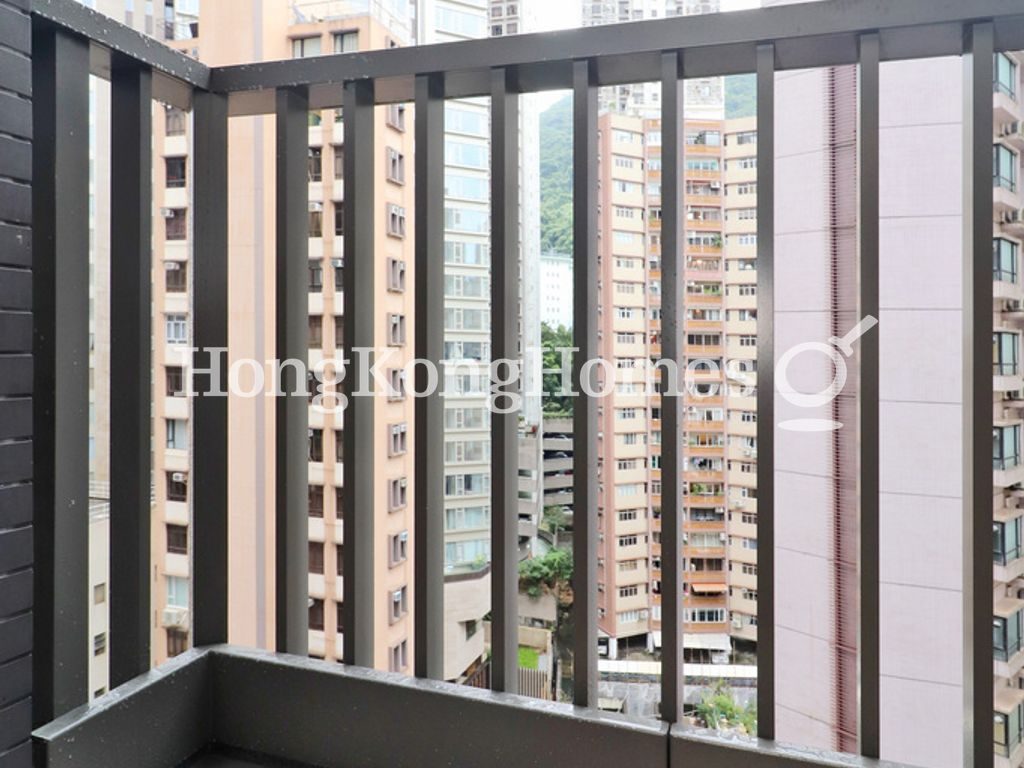 Balcony off Bathroom — 半山捌號，西半山