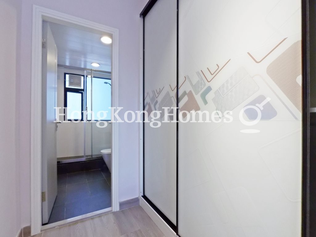 Built-in Wardrobe in Master Bedroom — Jaffe Road, 182, Wan Chai