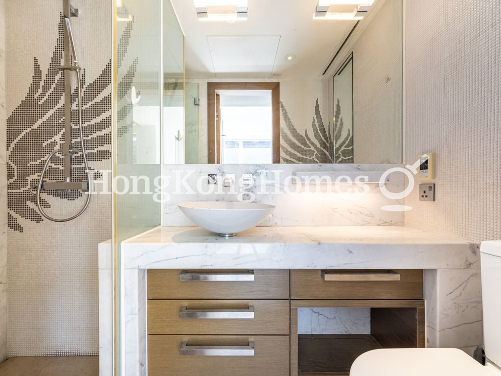 Ensuite Bathroom — Eight South Lane，西環堅尼地城