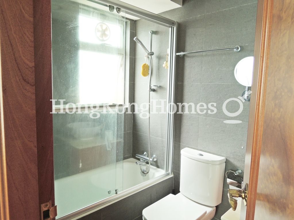 Master Bathroom — 嘉逸軒，跑馬地