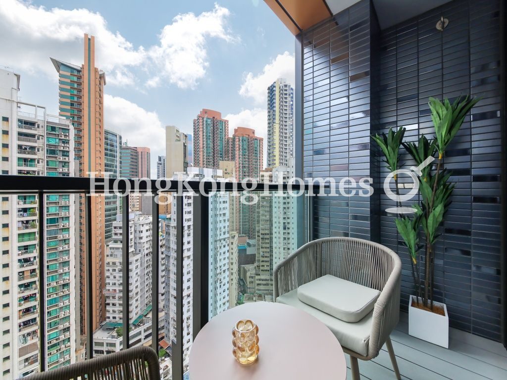 Balcony off Living and Dining Room — 尚瓏，西營盤