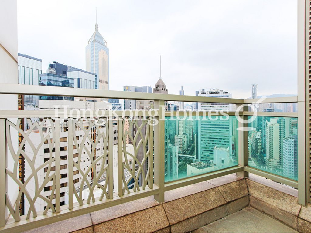 Balcony off Living Area — York Place，灣仔