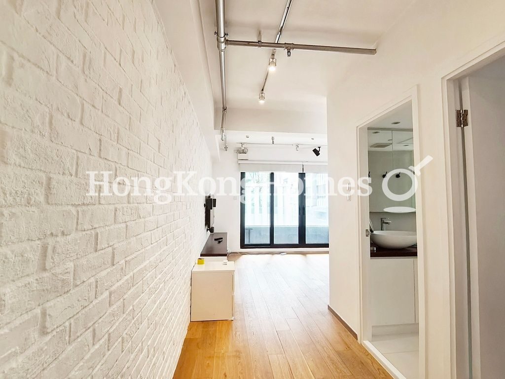 Hallway — Augury 130, Sai Ying Pun