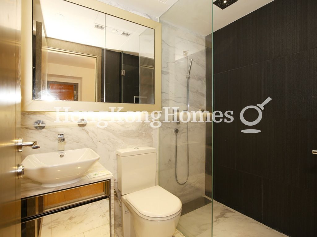 Bathroom — CentrePoint, Central