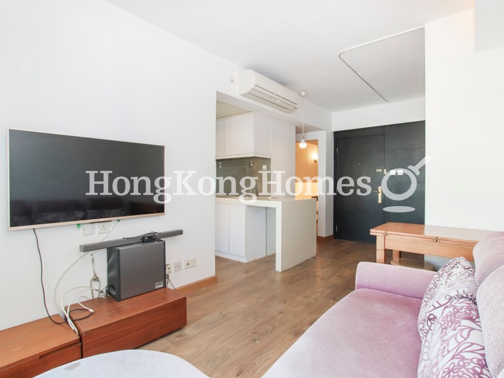 Living and Dining Room — Queen's Terrace - Tower 02, Sheung Wan