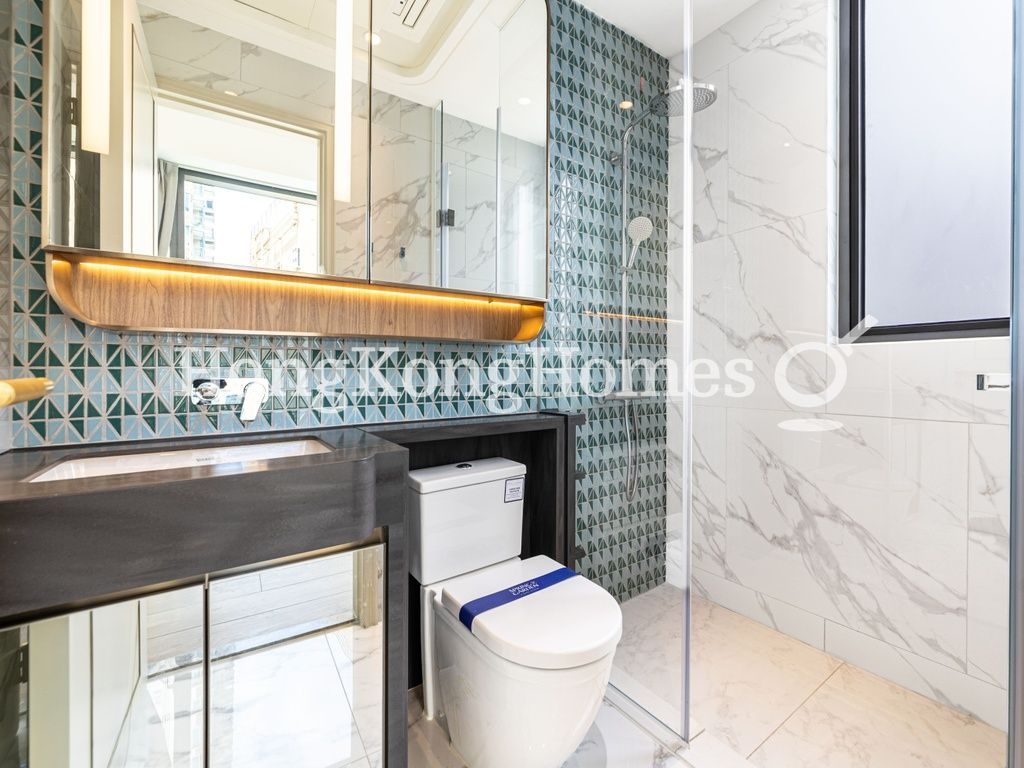 Ensuite Bathroom — Spring Garden，灣仔