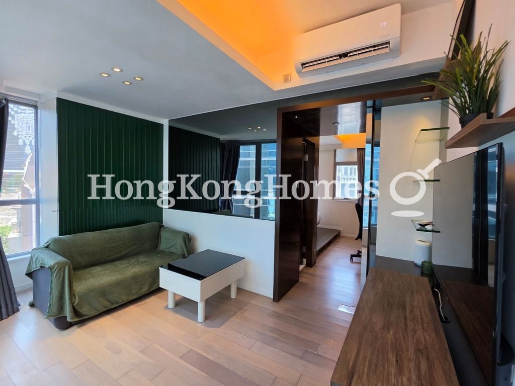Living & Dining Room — Knight on Wyndham，中環