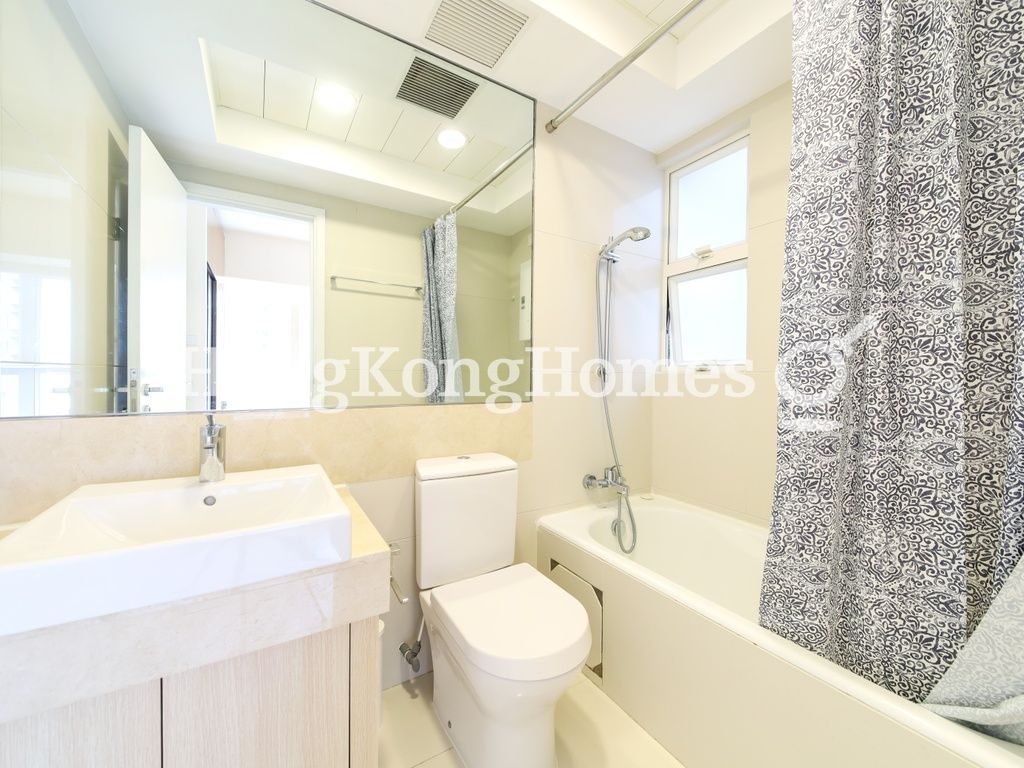 Ensuite Bathroom — The Icon，西半山