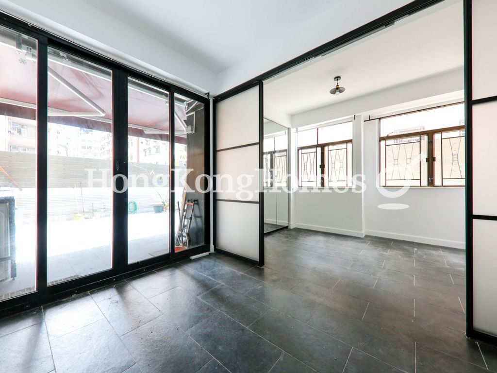 Studio — Kong Chian Tower - Block 01, Western / Kennedy Town