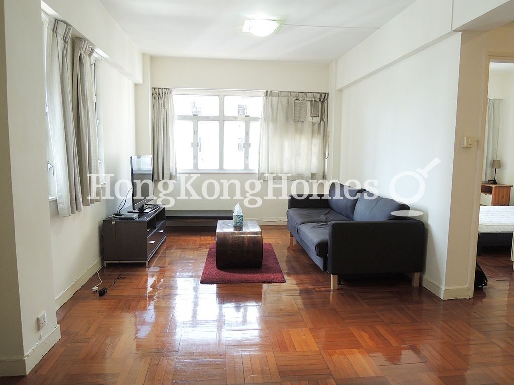 Living Area — 景香樓，北角