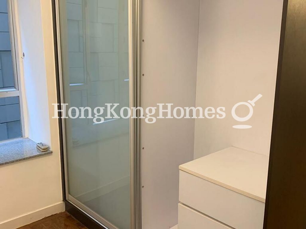 Second Bedroom — 寶恆苑，西半山