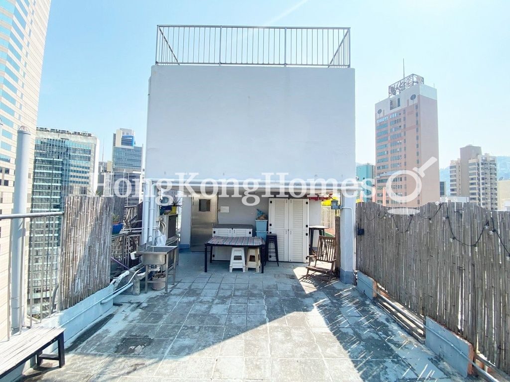 Private Roof Terrace — 寶靈大廈，灣仔