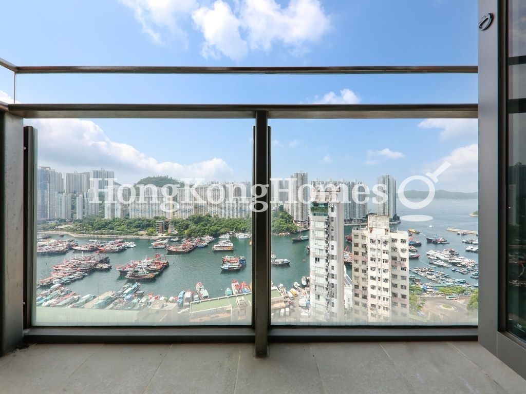 Balcony off Living and Dining Room — 登峰南岸，香港仔