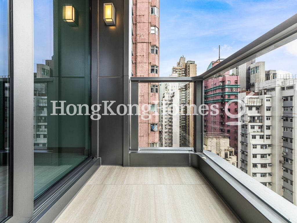 Balcony off Living and Dining Room — 半山名匯，西營盤