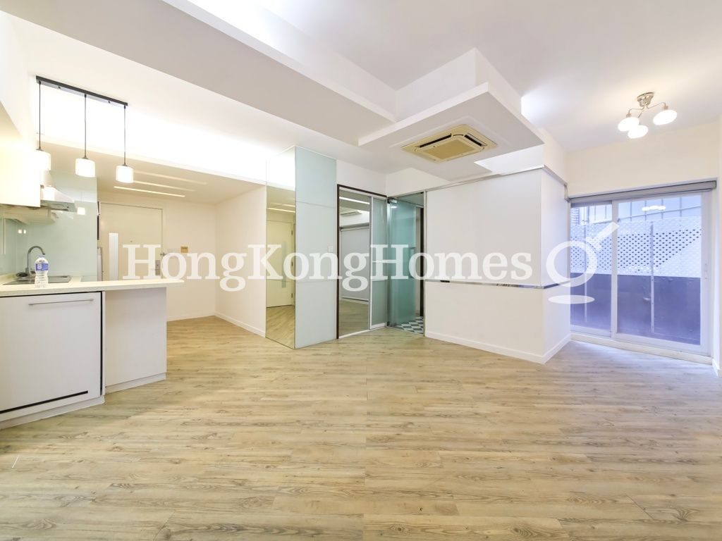Living and Dining Room — Wo On Building, Central