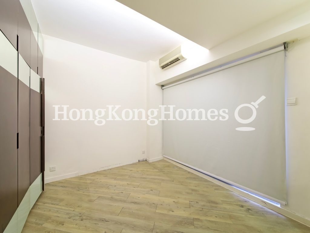Bedroom — Wo On Building, Central