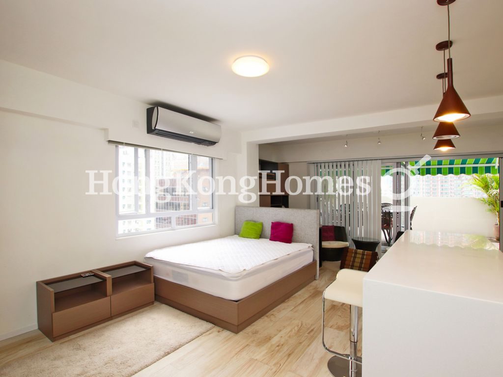 Studio — Lascar Court, Sheung Wan