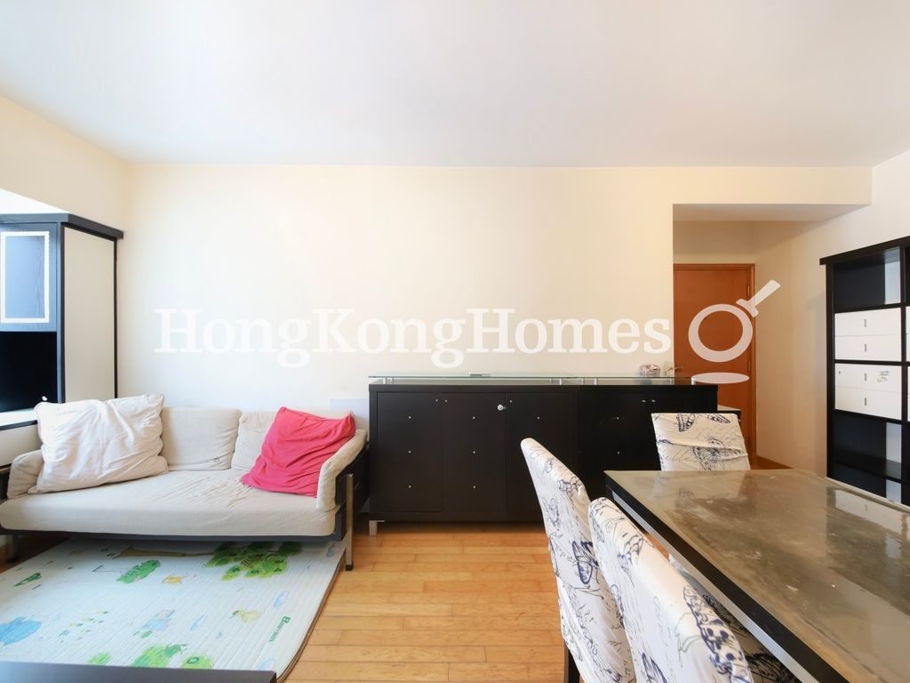 Living and Dining Room — Queen's Terrace - Tower 02, Sheung Wan