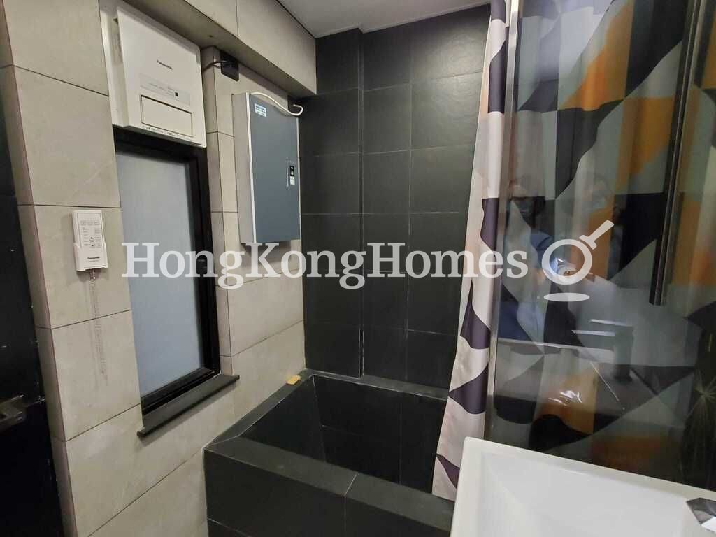 Master Bathroom — 先施西環大廈，西環堅尼地城