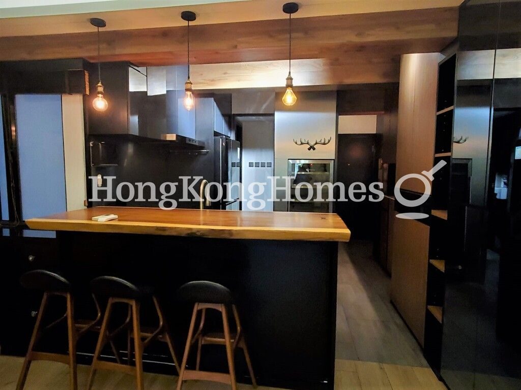 Open Kitchen — Sincere Western House, Western / Kennedy Town