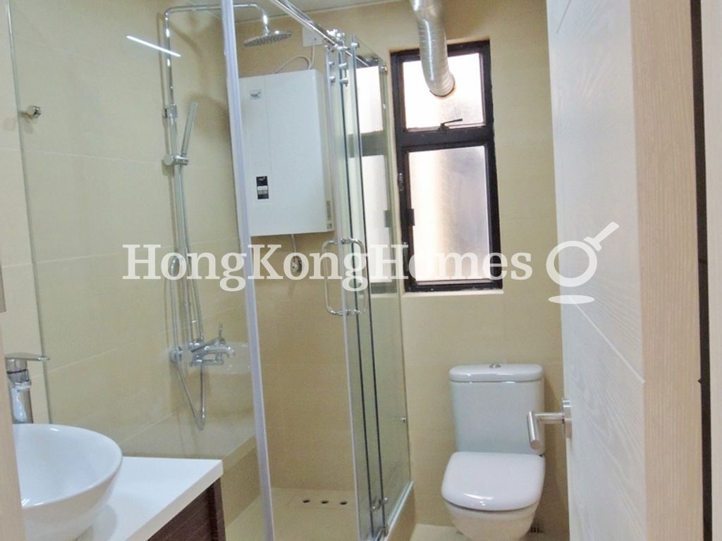 Bathroom — Hongway Garden - Tower A, Sheung Wan