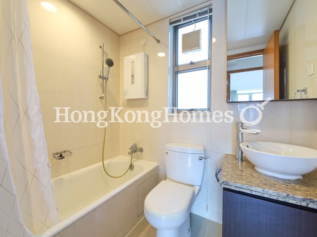 Guest Bathroom — 尚翹峰 3 座，灣仔