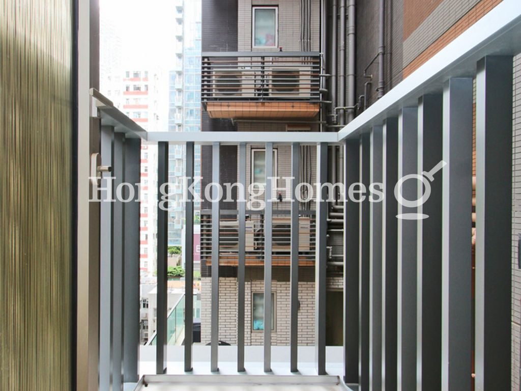 Balcony off Bathroom — TownPlace Kennedy Town，西環堅尼地城