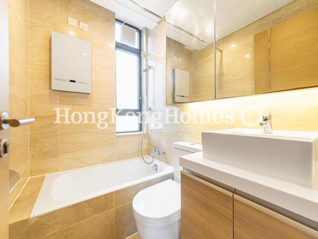 Guest Bathroom — No. 18 Catchick Street, Western / Kennedy Town