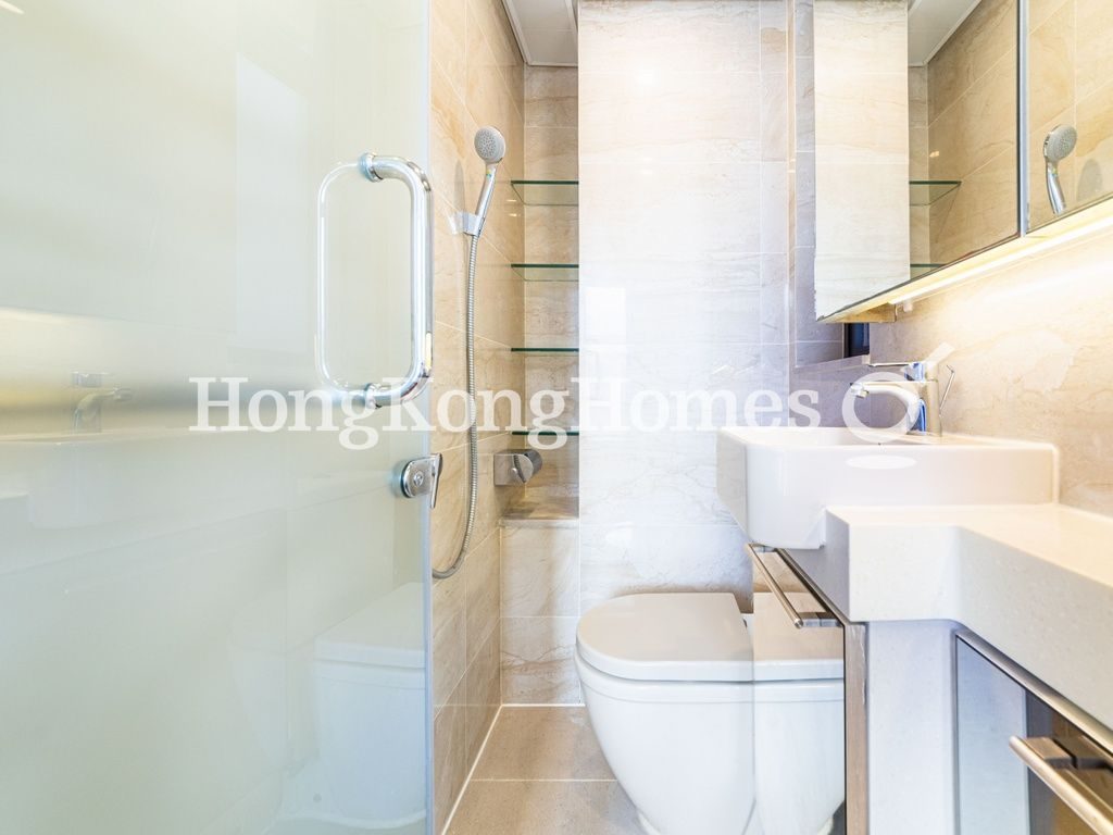 Master Bathroom — No. 18 Catchick Street, Western / Kennedy Town