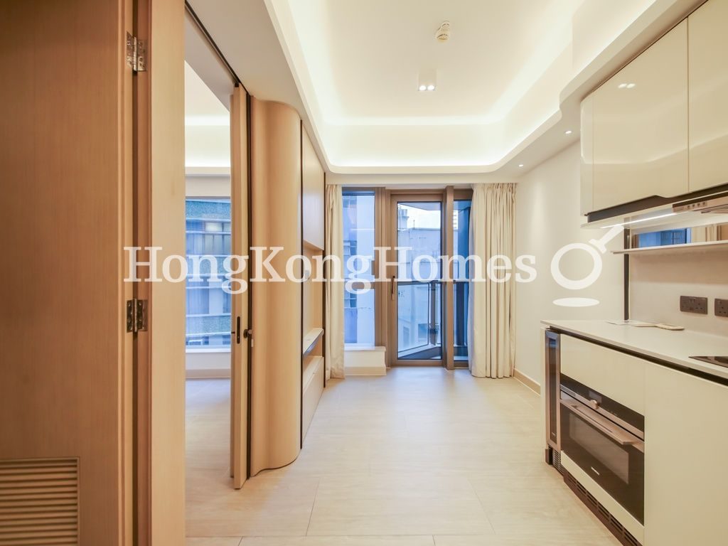 Living and Dining Room — TownPlace SOHO, Mid-levels West