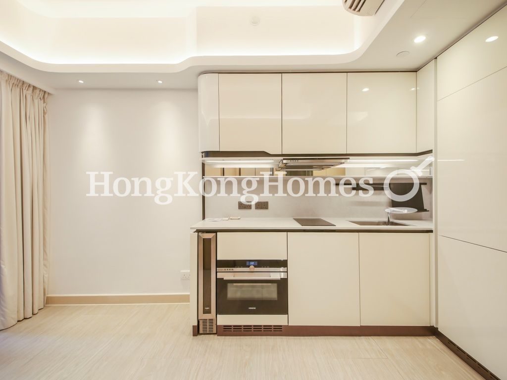 Living and Dining Room — TownPlace SOHO, Mid-levels West