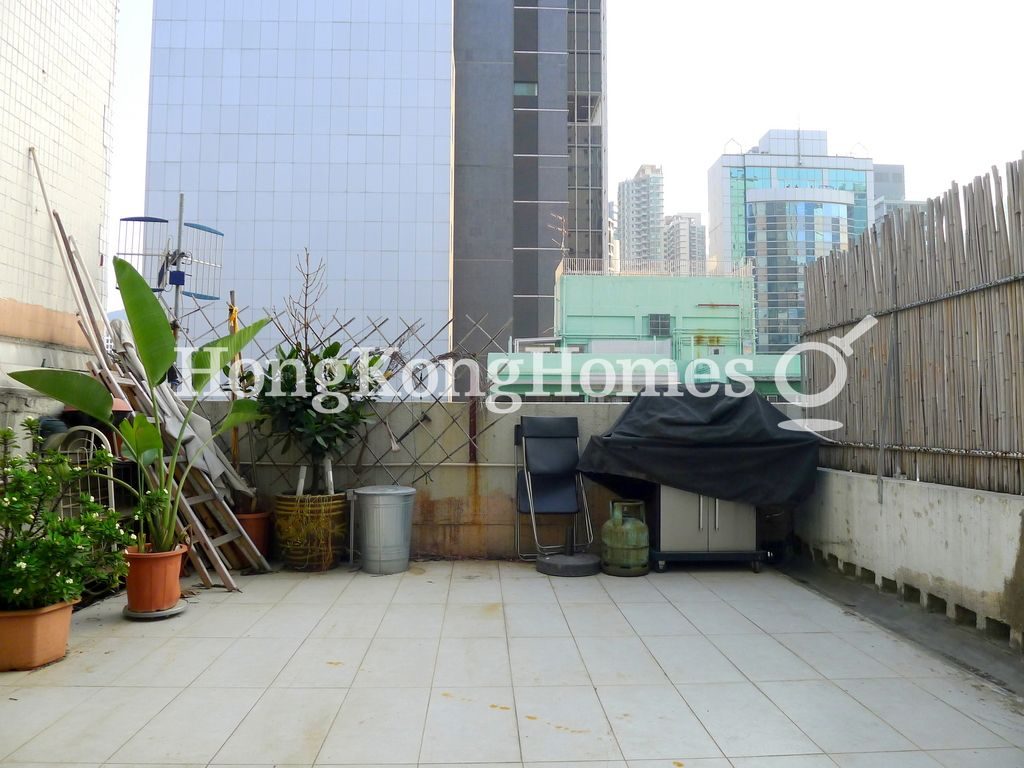 Private Roof Terrace — 濂風大廈，灣仔