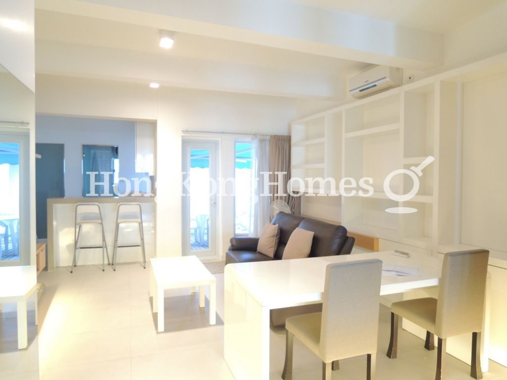 Living and Dining Areas — Winning House, Central