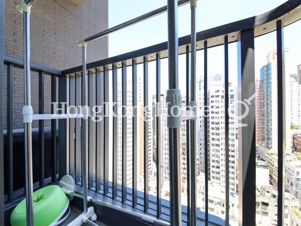 Balcony off Bedroom — 28 Aberdeen St.，中環