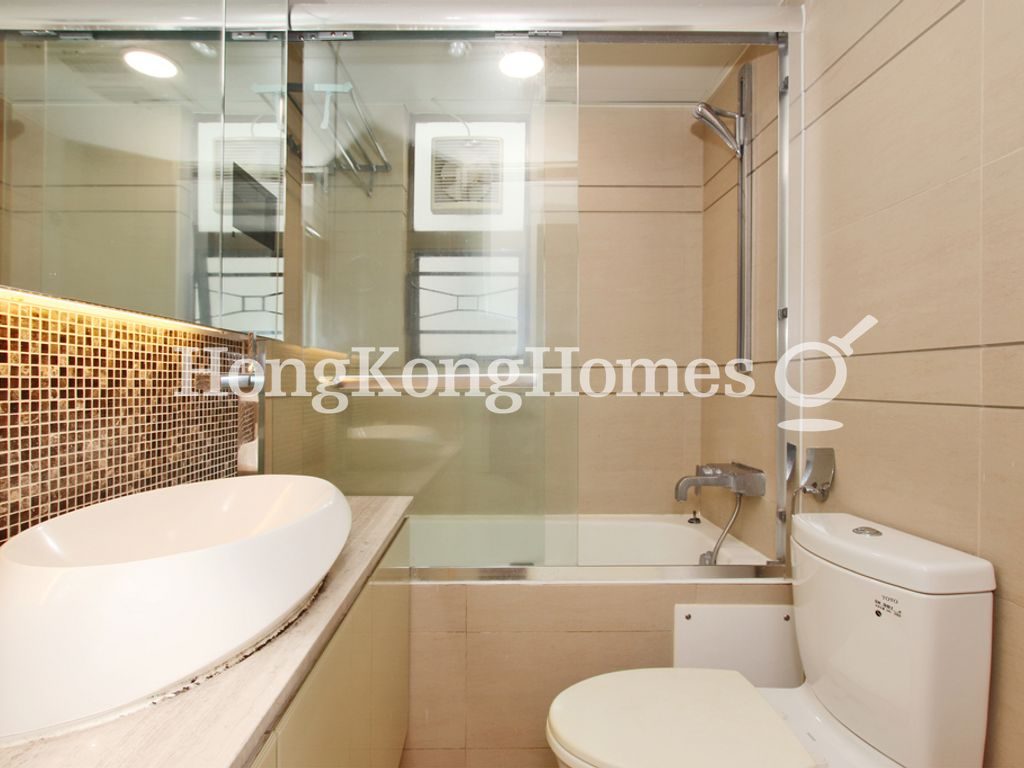 Master Bathroom — 富澤花園-富威閣，北角半山