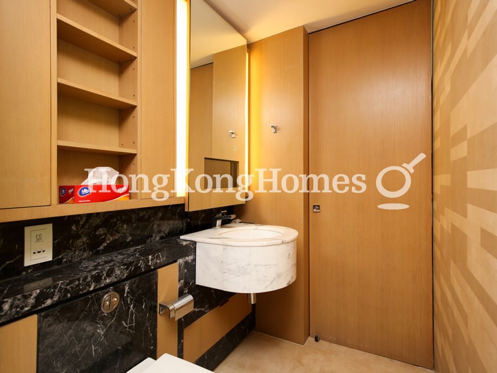 Master Bathroom — Gramercy, Mid-levels West