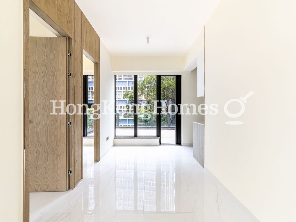 Living and Dining Room — The Queens, Sai Ying Pun
